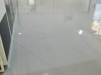 pisos-epoxicos-autonivelante- (2)
